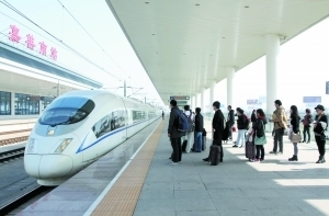 搶奪快遞物流市場增收，量價提升利好鐵路運輸股